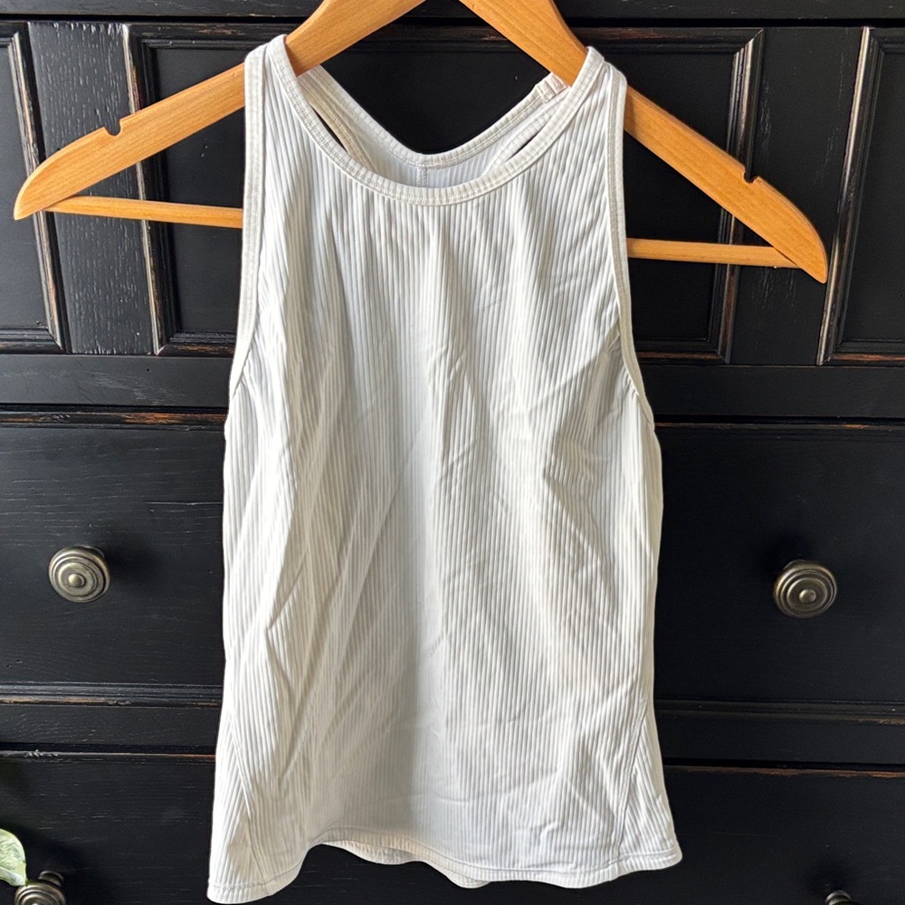 Lululemon Ribbed White size 2 Workout Tank